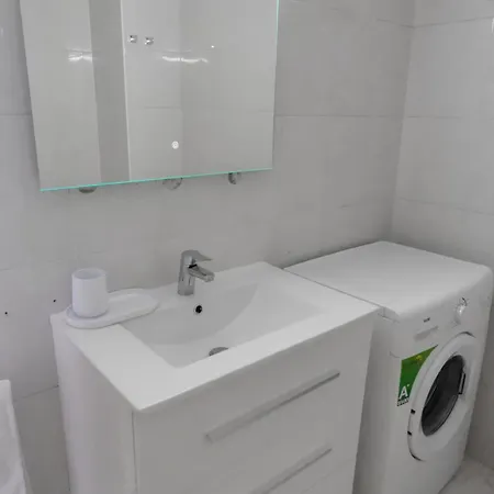 Marina 4 * Rosas